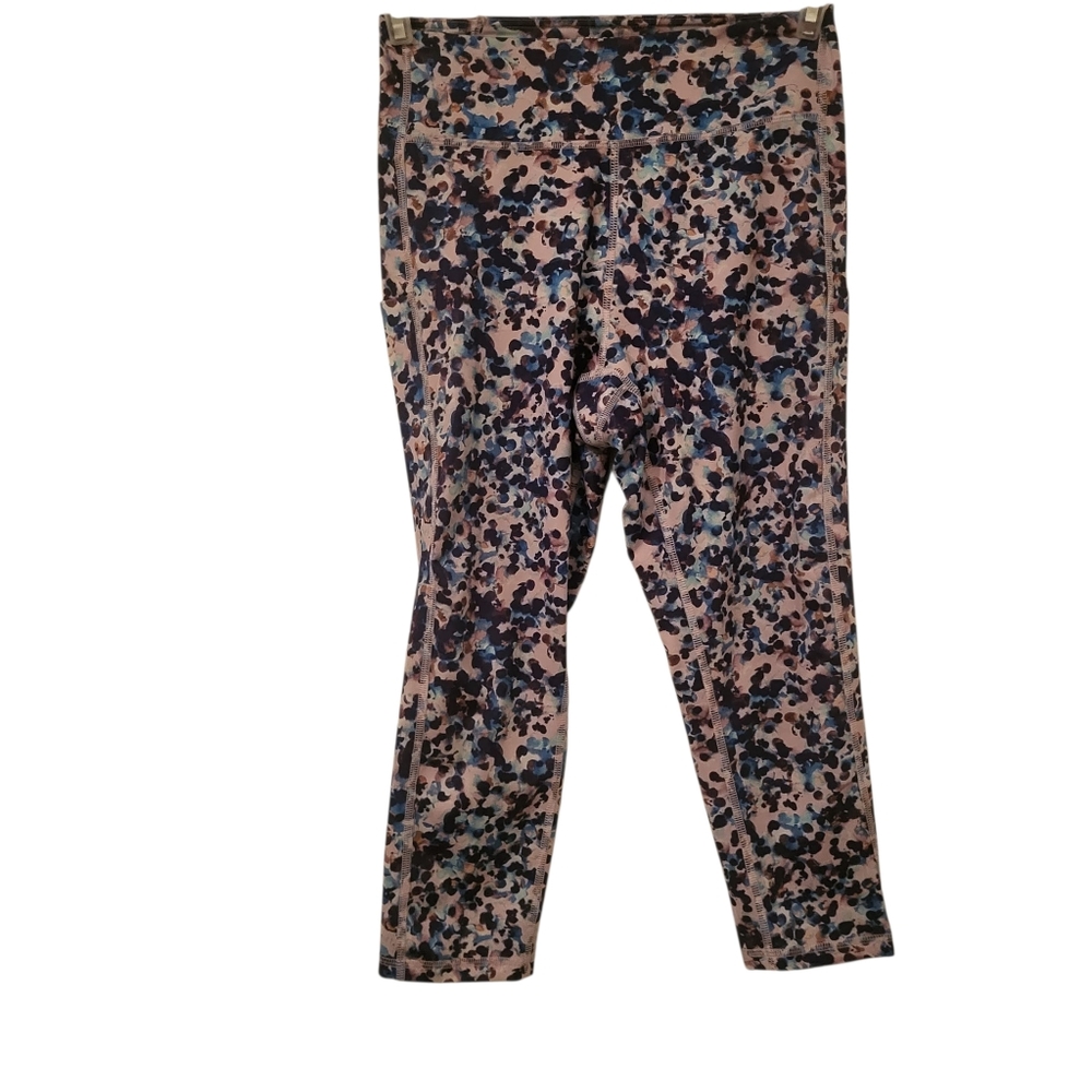 Tek Gear Workout Gear Capri Leggings sz M